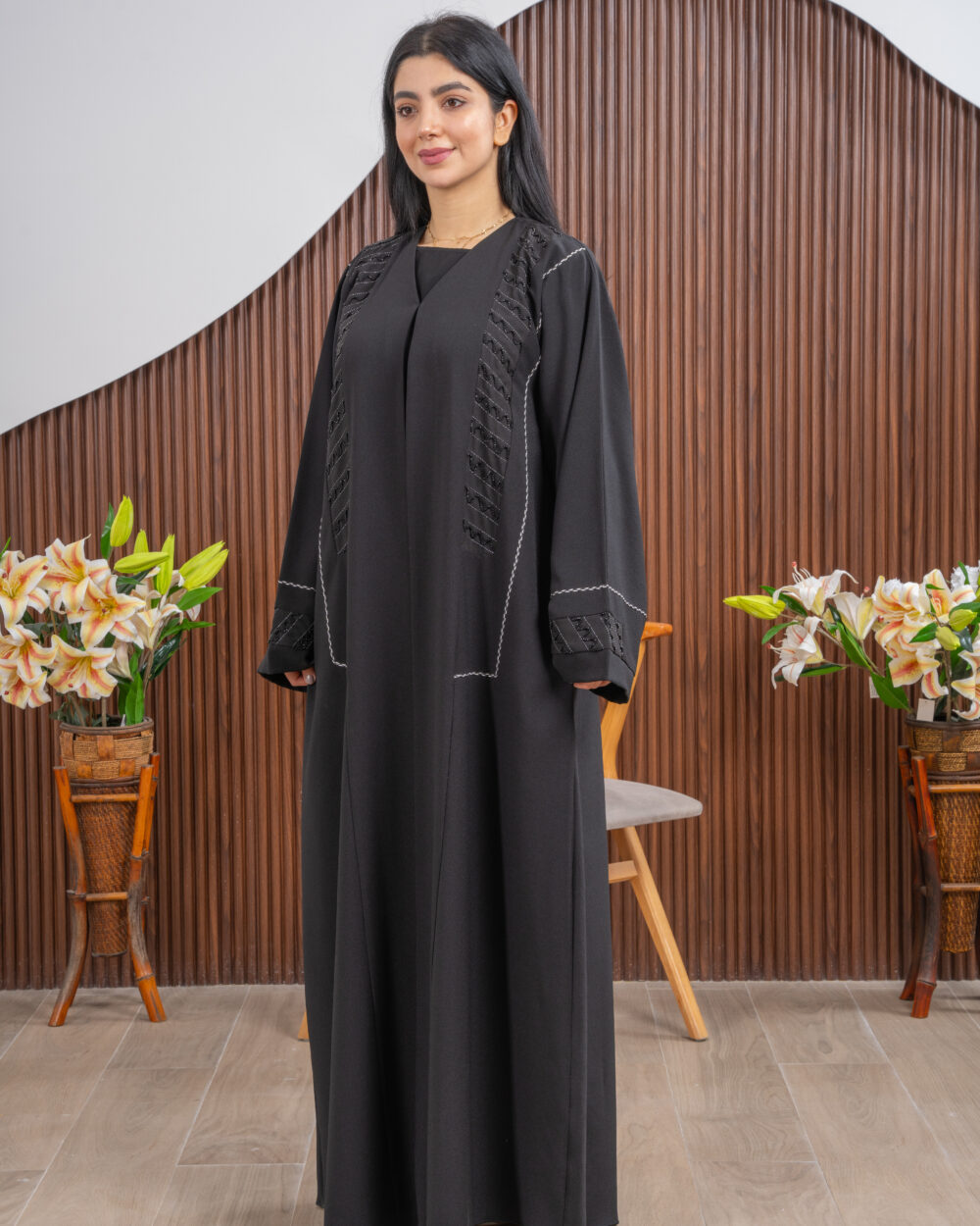 ZAINA black embrodry abaya - Image 4