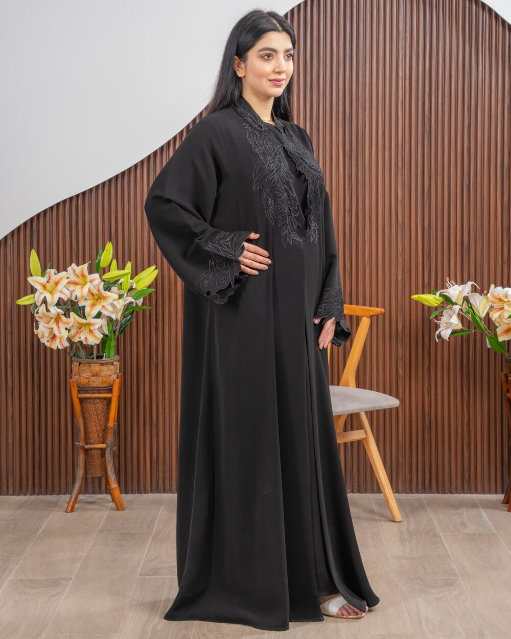 JUNA BLACK ABAYA